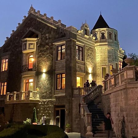 X Hotel Erevan Exterior foto
